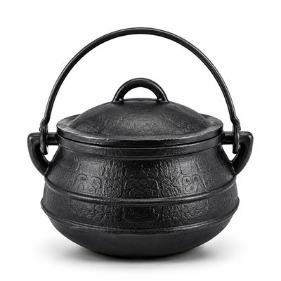 Condere Size 3 Black Cast Iron Cooking Pot with Lid - 7.8L