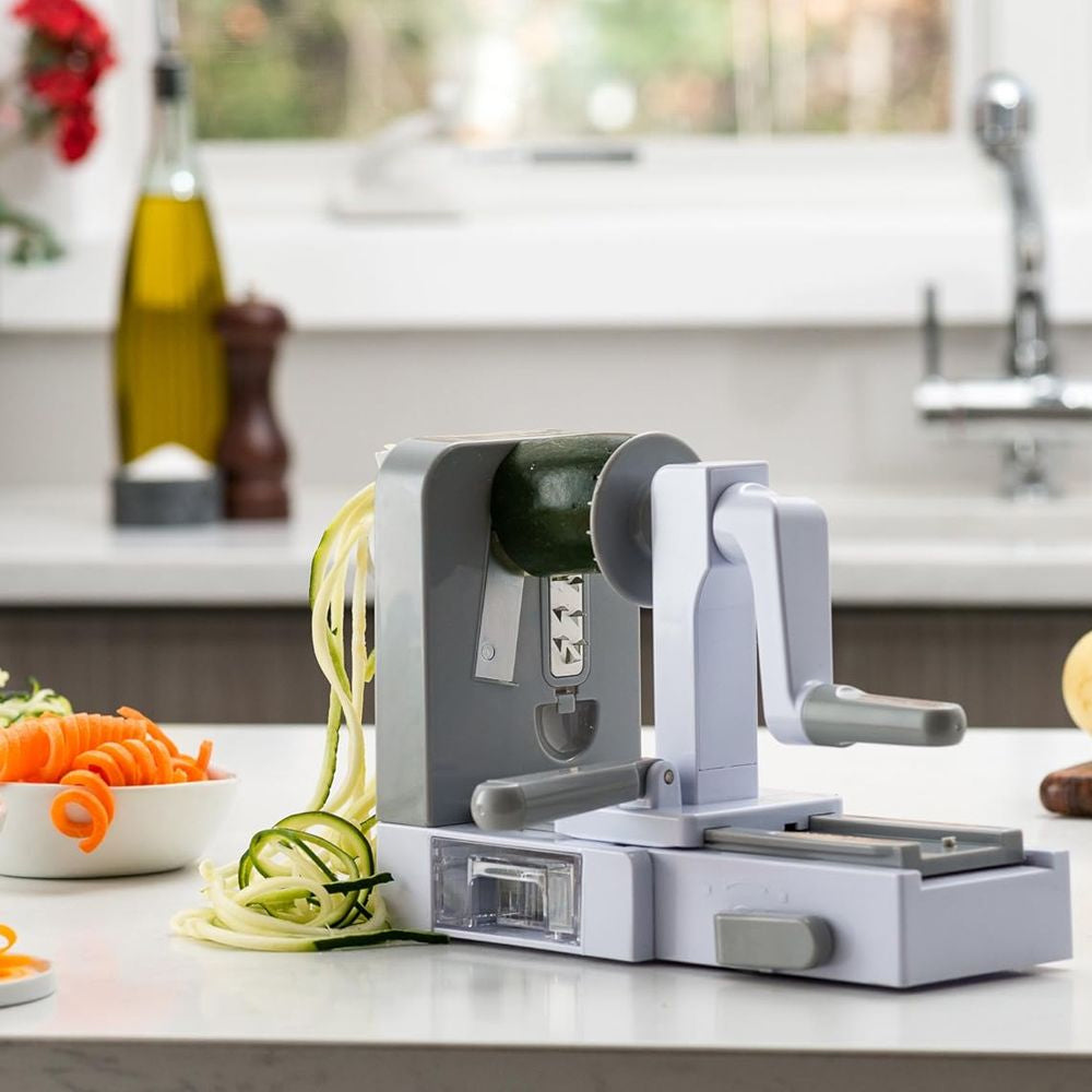 4-in-1 Vegetable Spiralizer – Create Fresh Zucchini & Carrot Noodles Instantly